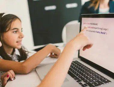 Las niñas en las TIC: Desafíos y oportunidades de la mano de la robótica y la programación